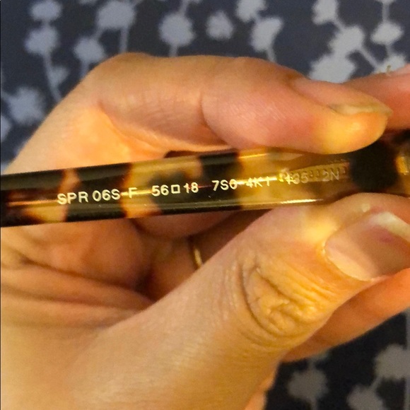 Like new PRADA sunglasses light tortoise color - Picture 5 of 5